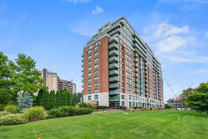 1403 Royal York Rd, unit 514 for sale - image #1