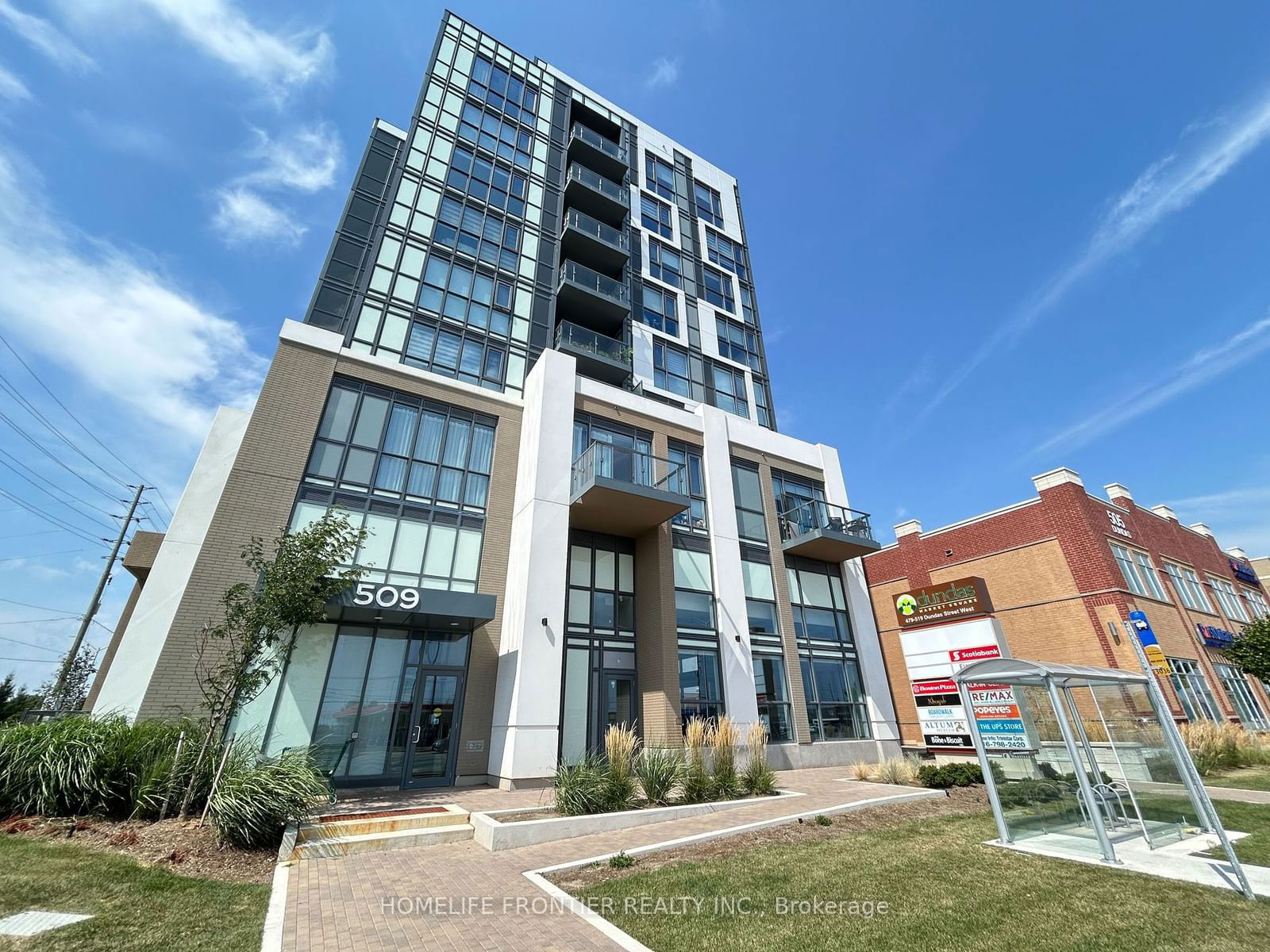 509 Dundas St W, unit 807 for sale