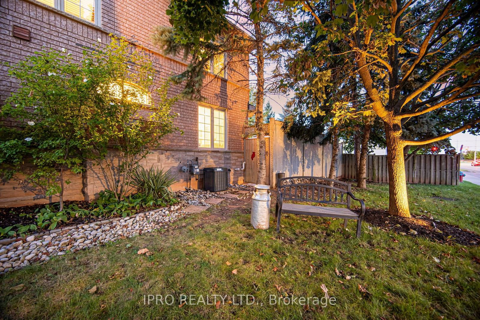 5555 Prince William Dr S, unit 1 for sale - image #32