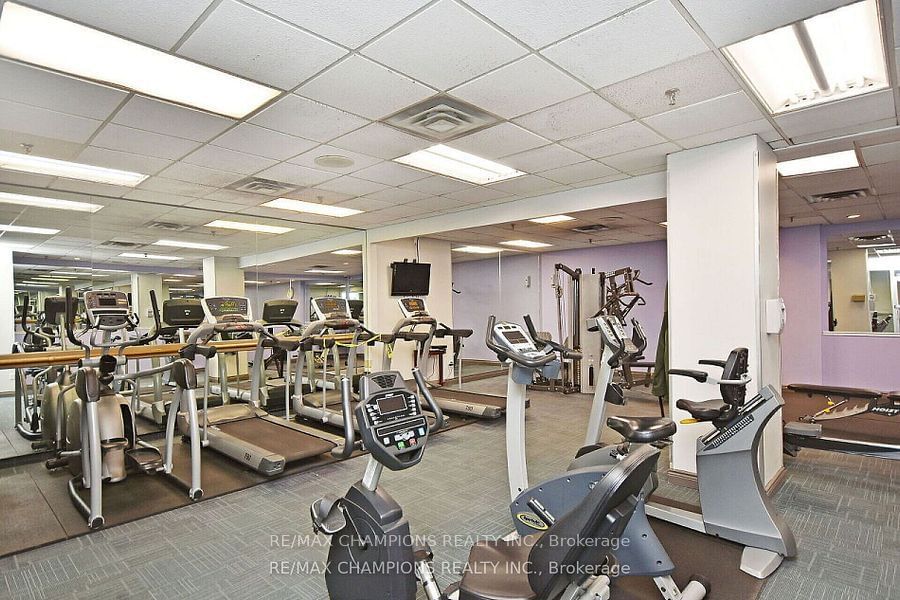 285 Enfield Pl, unit 1511 for sale - image #39