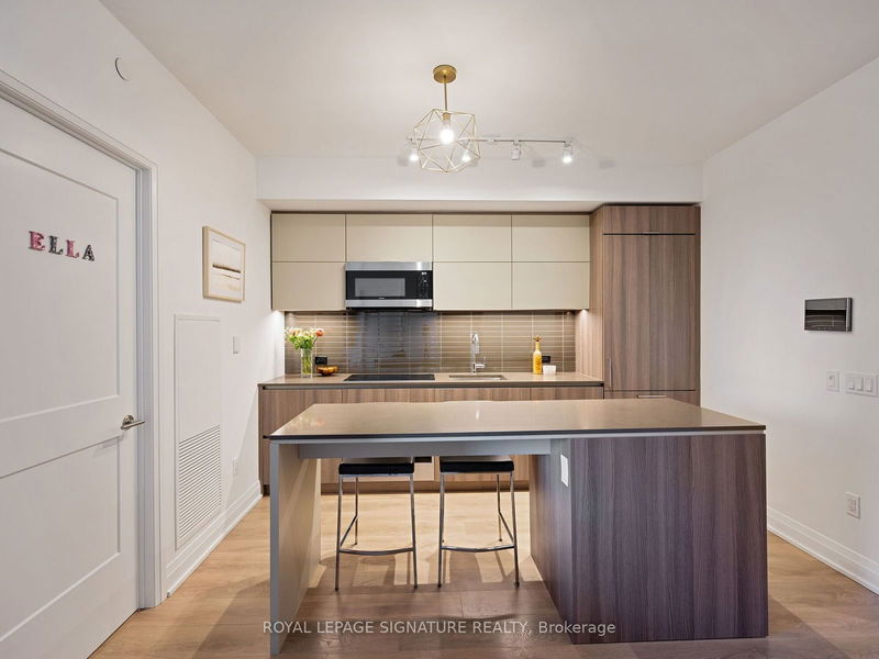 21 Park St E, unit 520 for sale - image #1