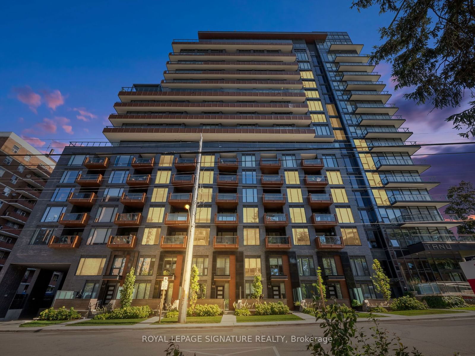 21 Park St E, unit 520 for sale