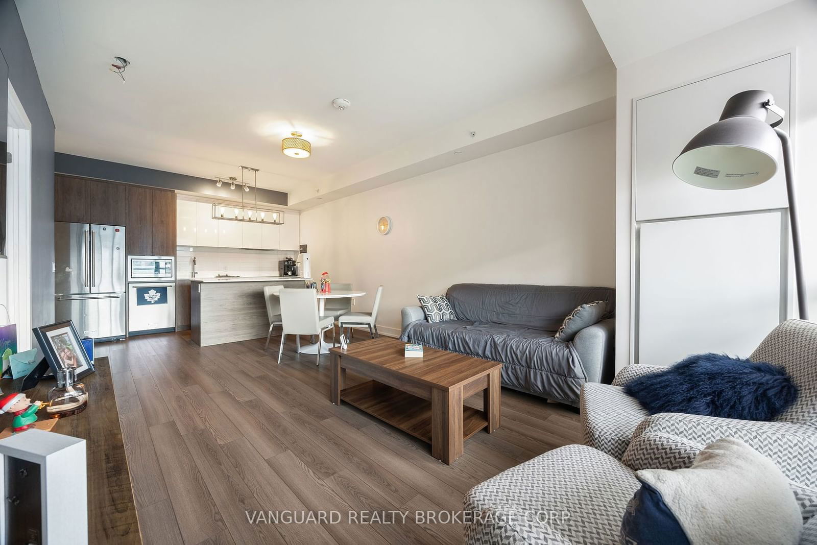 8 Ann St, unit 204 for sale