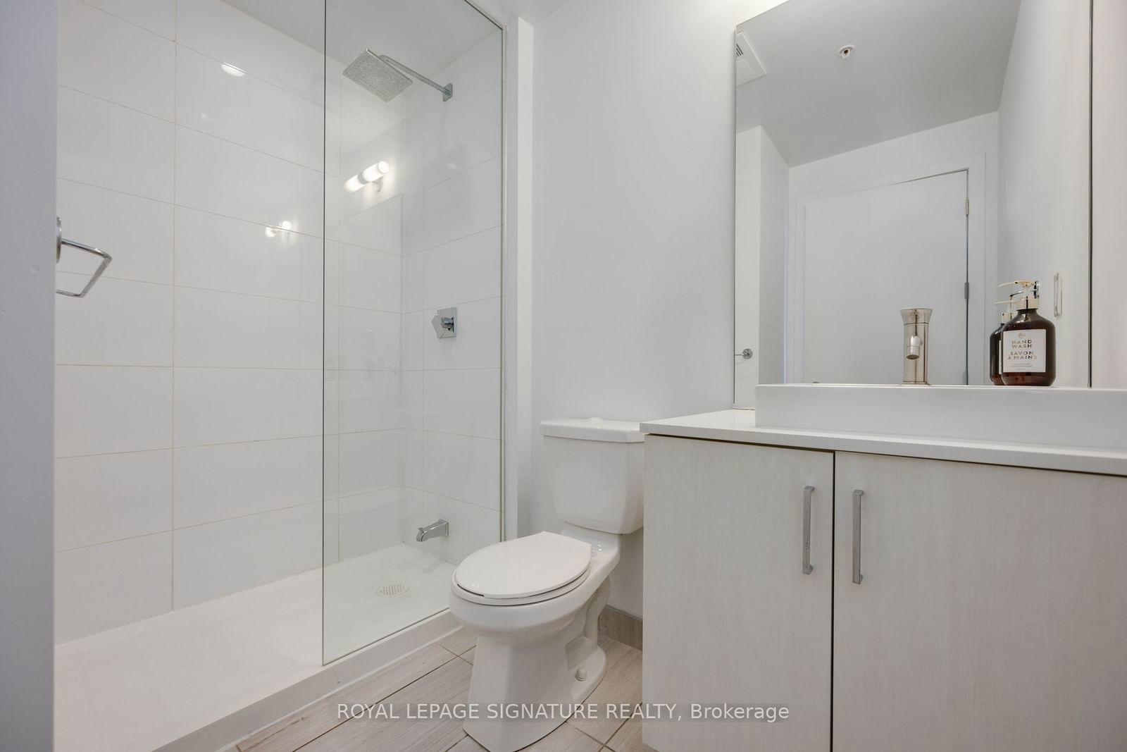 36 Howard Park Ave, unit 409 for rent - image #15