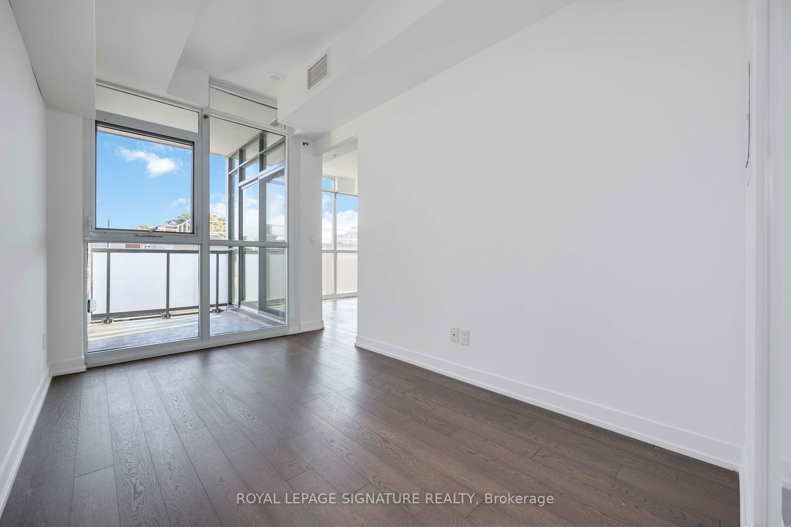 36 Howard Park Ave, unit 409 for rent - image #8