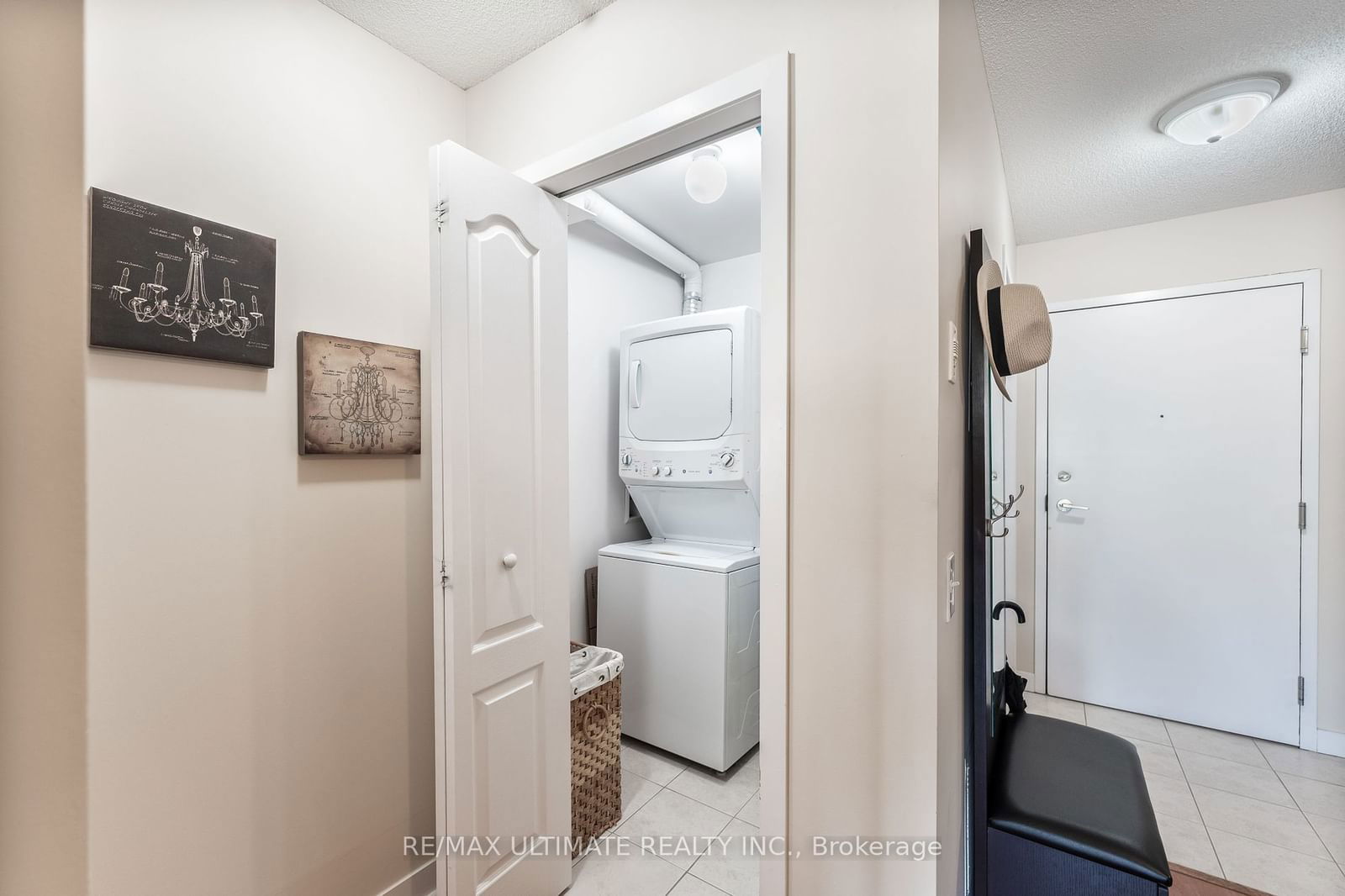 4 Dayspring Circ, unit 3301 for sale - image #29