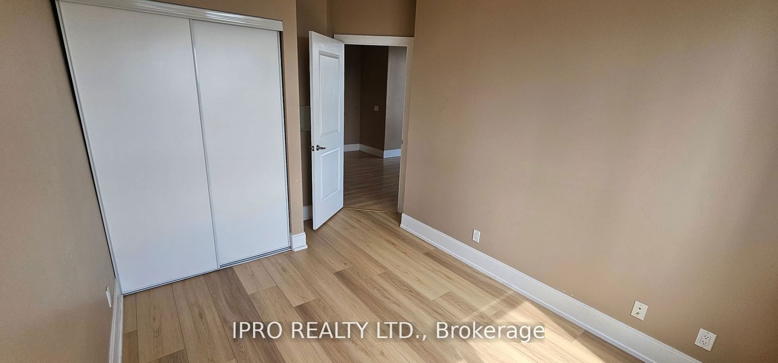 330 Burnhamthorpe Rd W, unit 2309 for rent - image #12