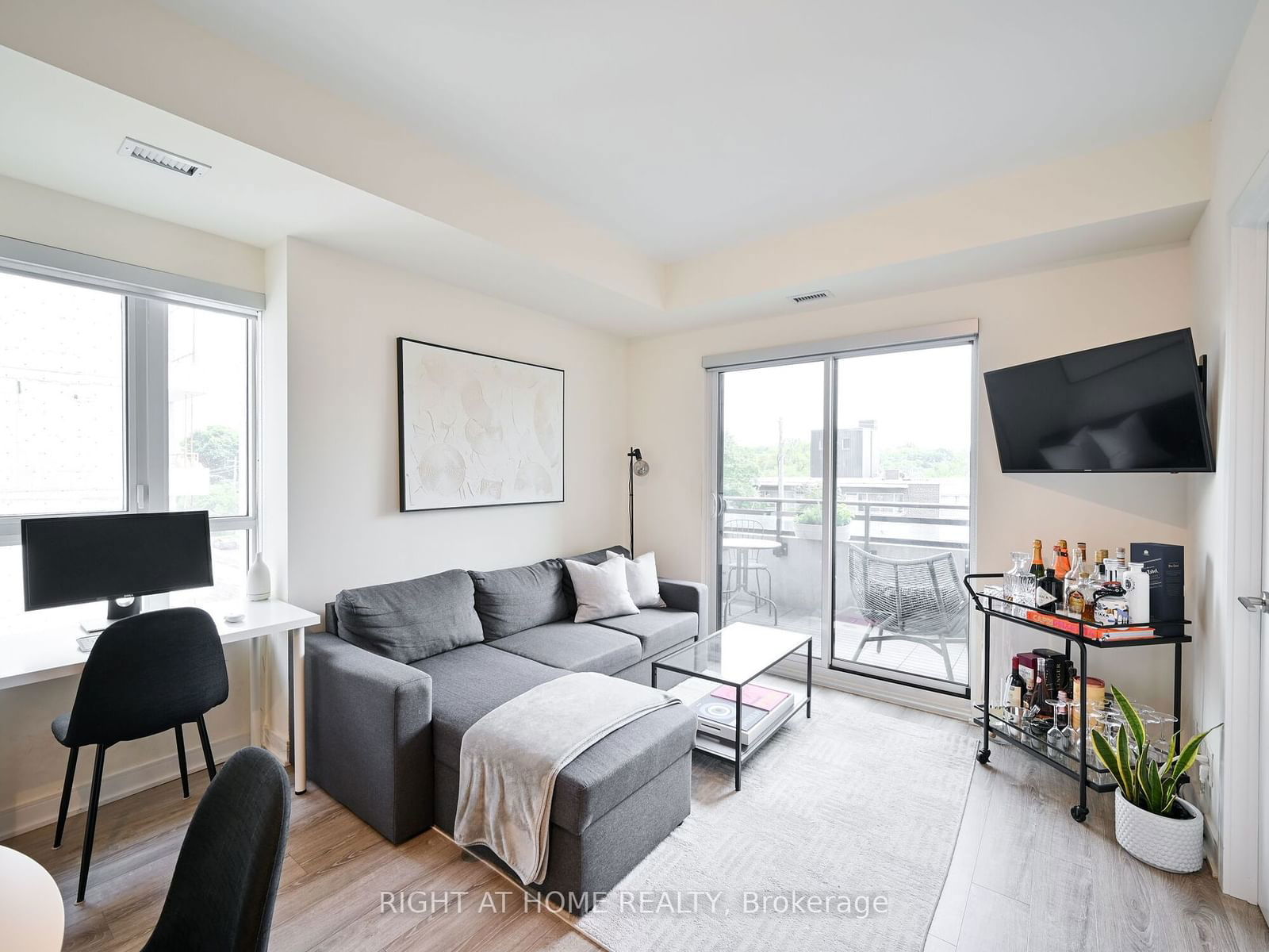 1 Neighbourhood Lane, unit 407 for sale - image #15