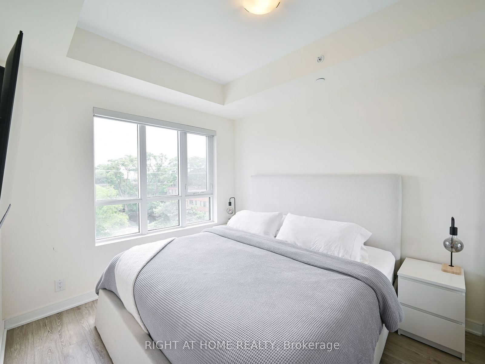 1 Neighbourhood Lane, unit 407 for sale - image #19