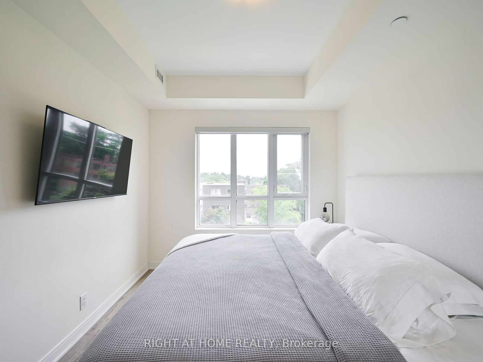 1 Neighbourhood Lane, unit 407 for sale - image #20