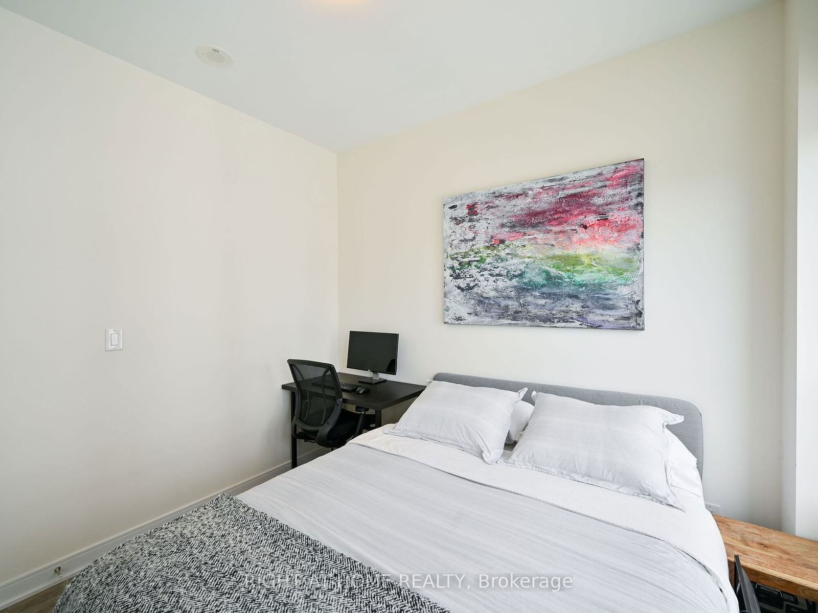 1 Neighbourhood Lane, unit 407 for sale - image #26