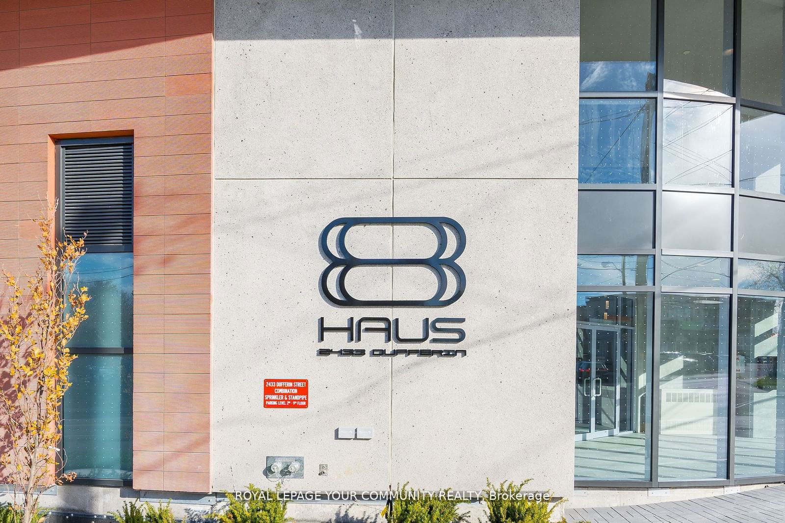 8 Haus Boutique Condos, York Crosstown, Toronto