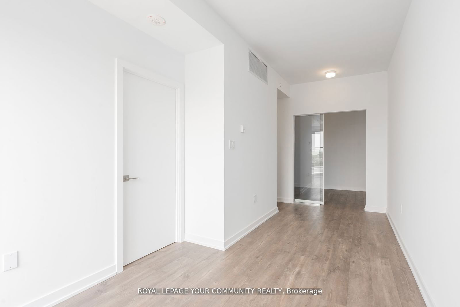 2433 Dufferin St, unit 803 for sale - image #26