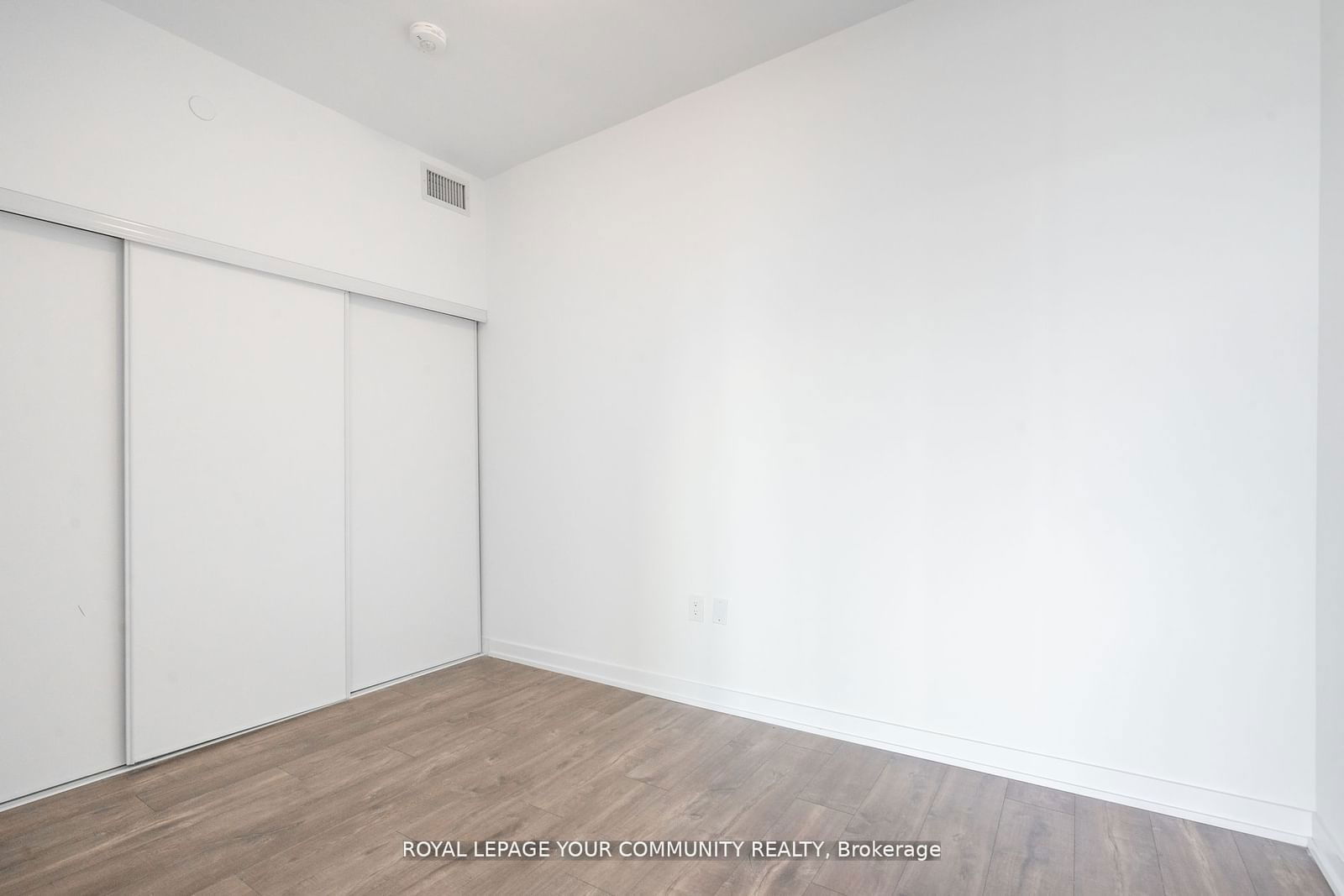 2433 Dufferin St, unit 803 for sale - image #27