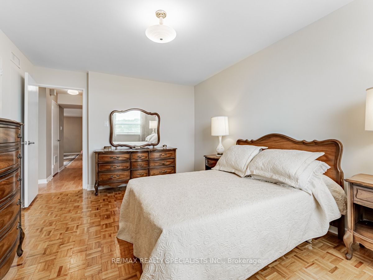 61 Richview Rd, unit 1403 for sale - image #25