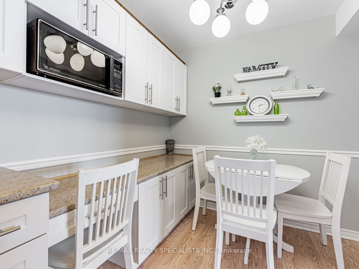 61 Richview Rd, unit 1403 for sale - image #8