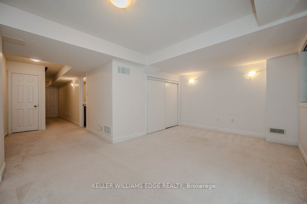 233 Duskywing Way, unit 30 for rent - image #26