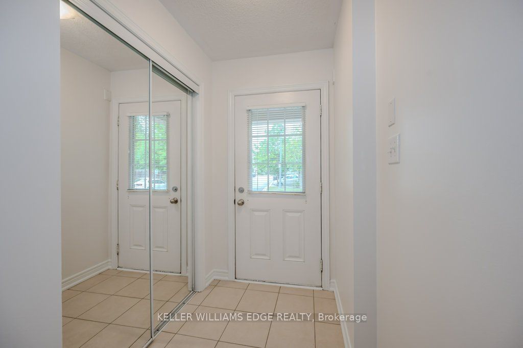 233 Duskywing Way, unit 30 for rent - image #3