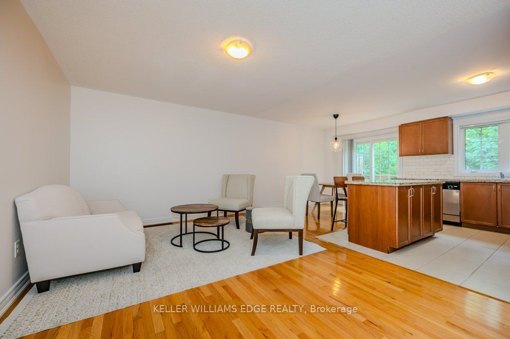 233 Duskywing Way, unit 30 for rent - image #4