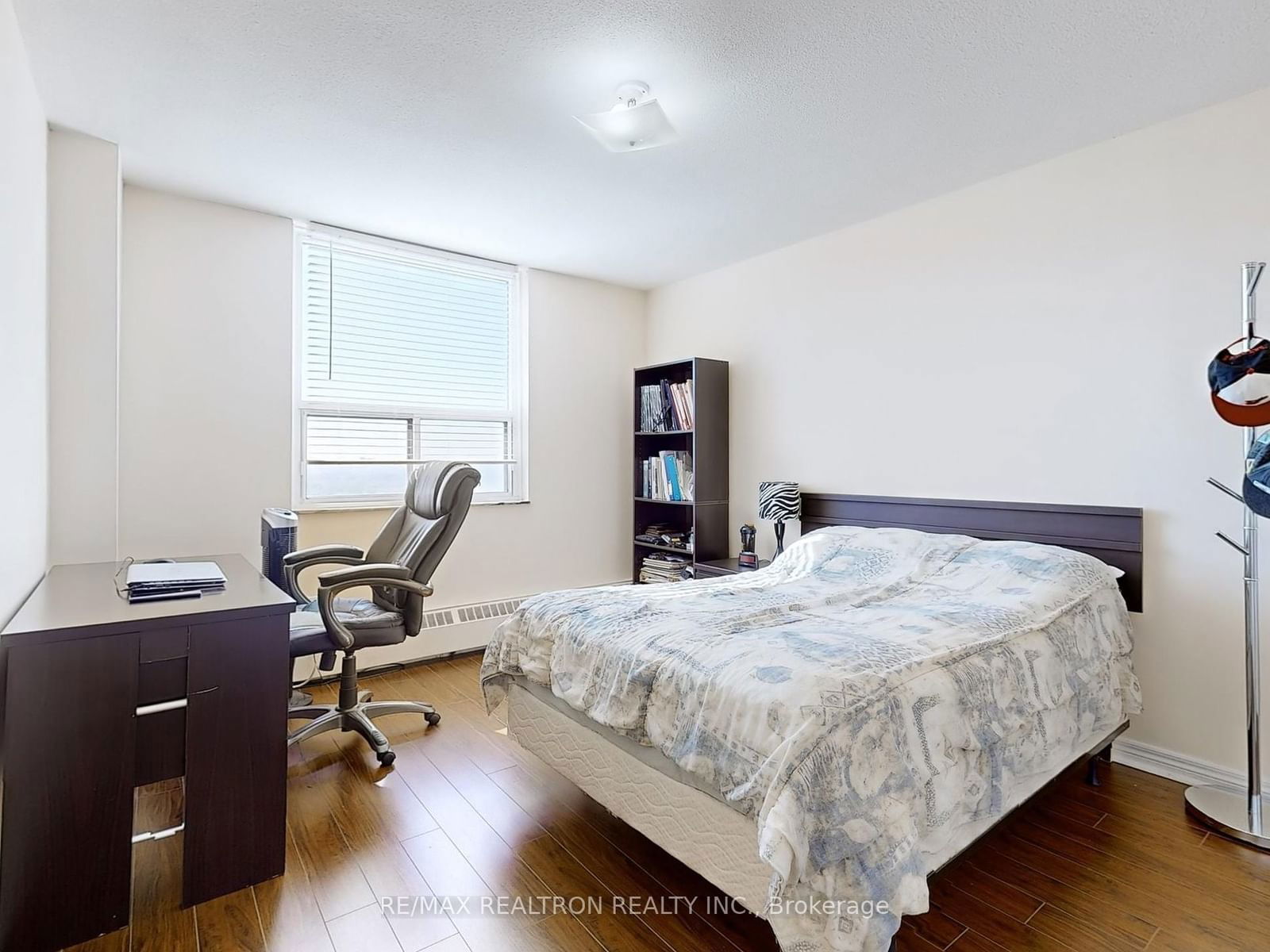 3390 Weston Rd, unit 1906 for sale