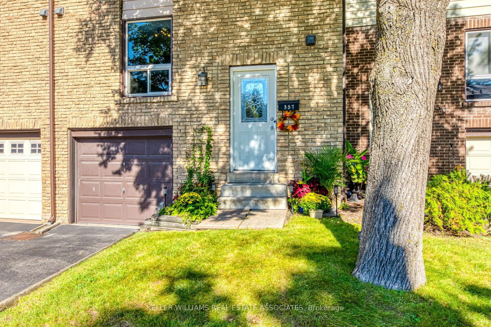 357 Ontario St N, unit 4 for sale - image #2