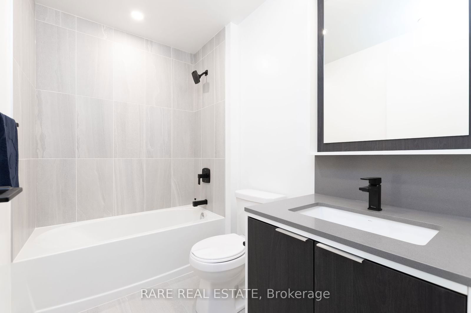 36 Zorra St, unit 608 for rent