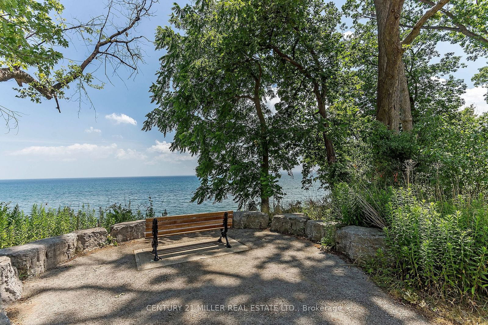 3500 Lakeshore Rd W, unit 129 for sale