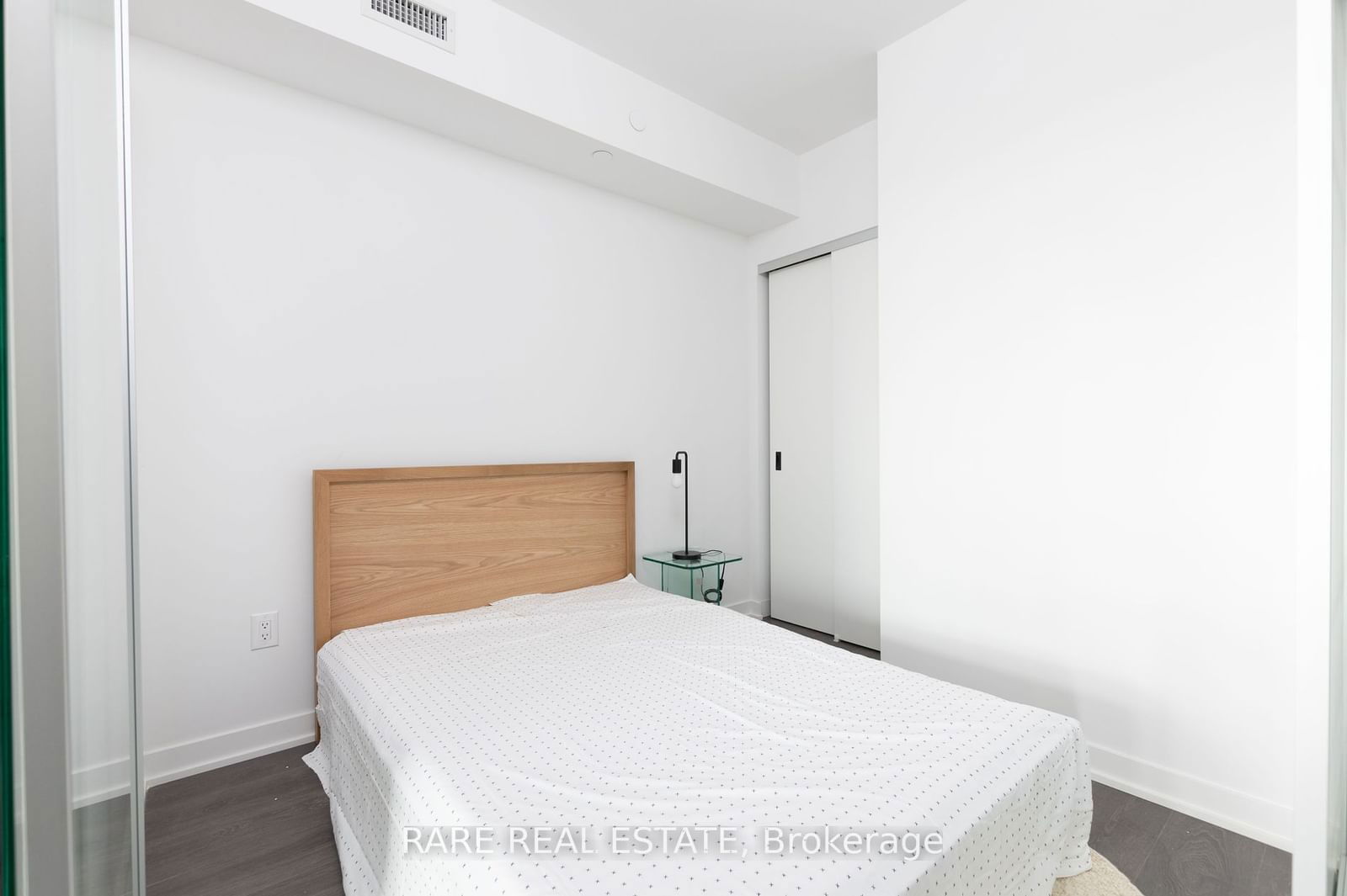 36 Zorra St, unit 207 for rent