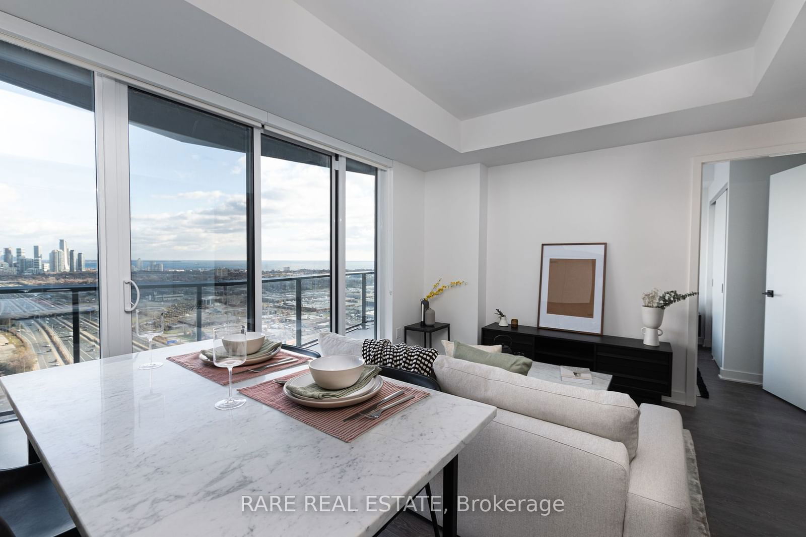 36 Zorra St, unit 809 for rent