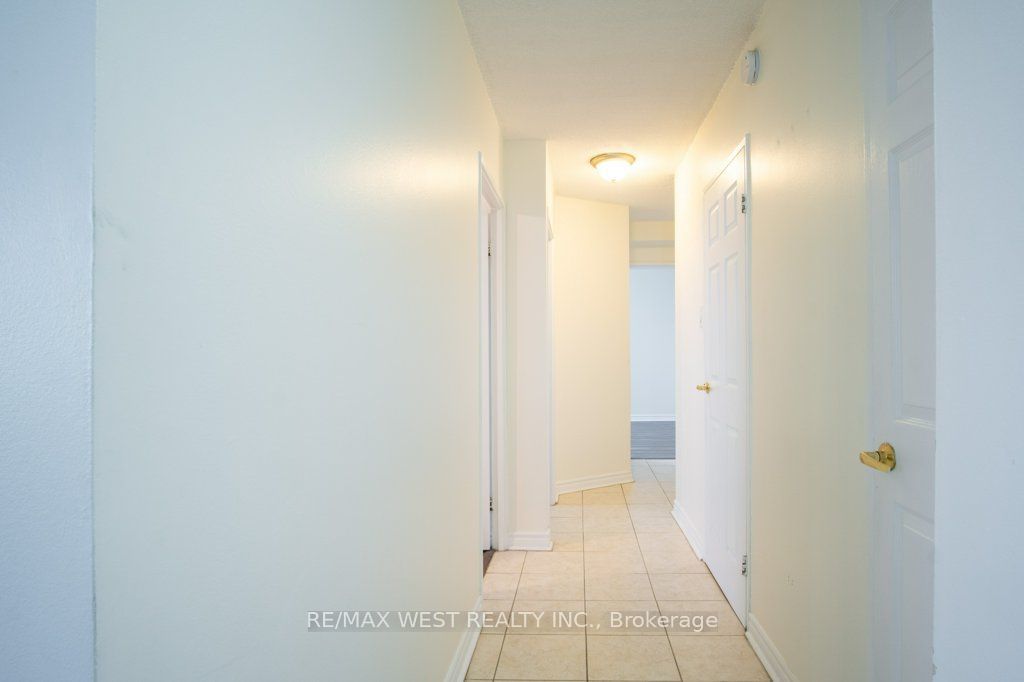 3501 Glen Erin Dr, unit 1001 for rent - image #16