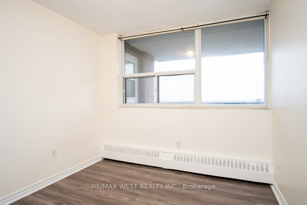 3501 Glen Erin Dr, unit 1001 for rent - image #18