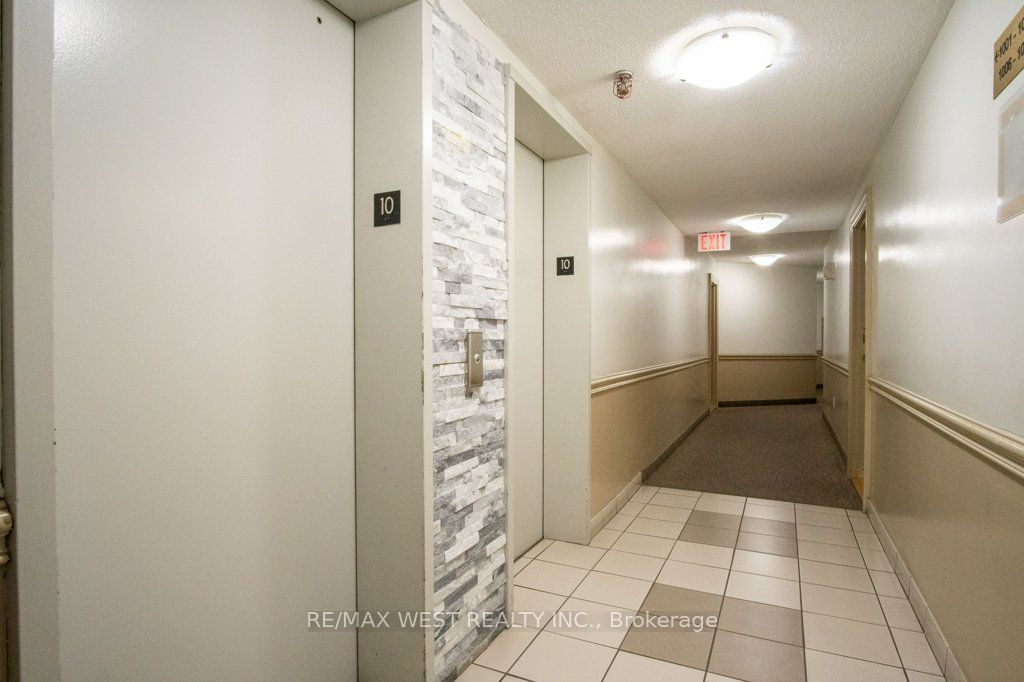 3501 Glen Erin Dr, unit 1001 for rent - image #6