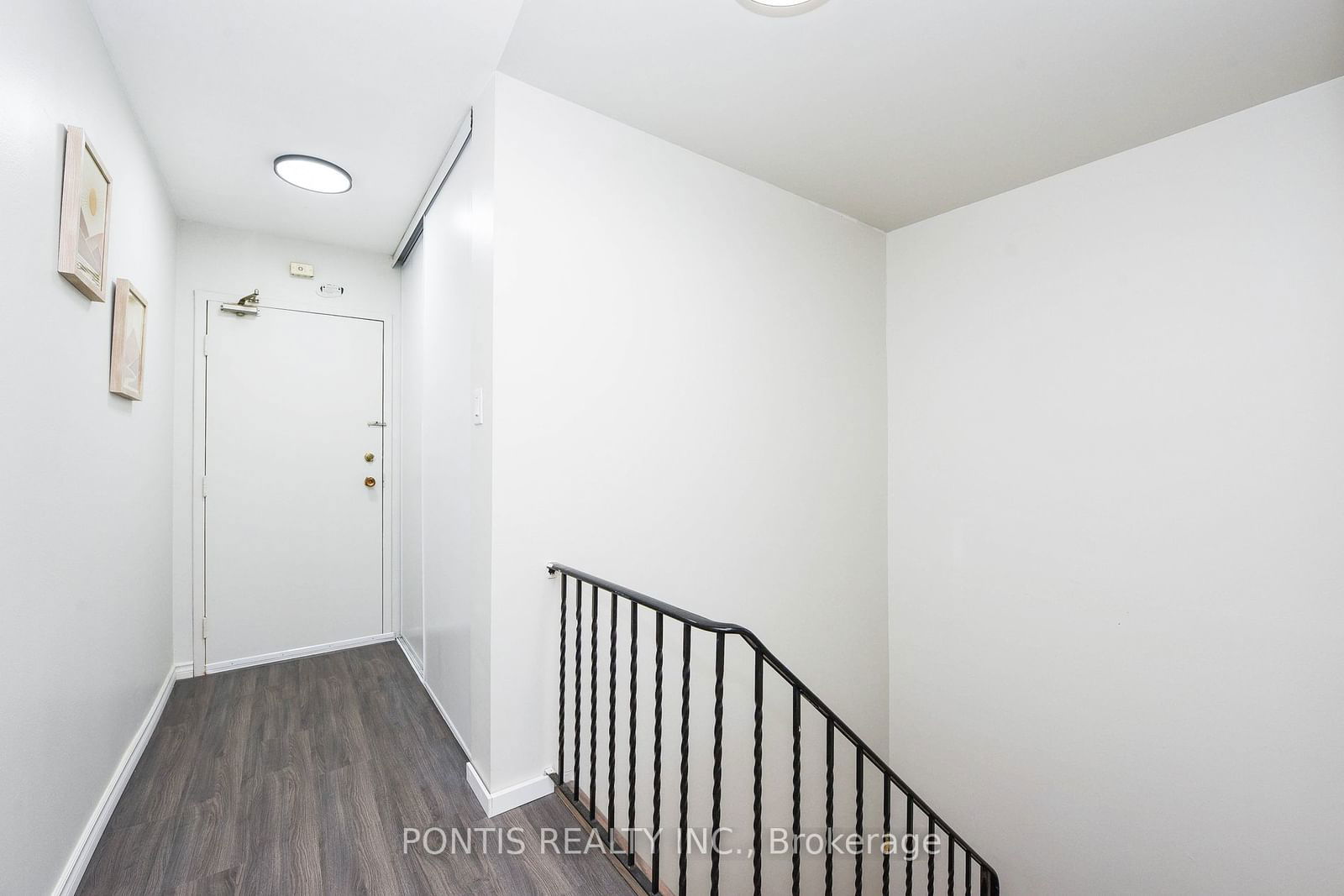 2001 Bonnymede Dr, unit 214 for sale - image #12