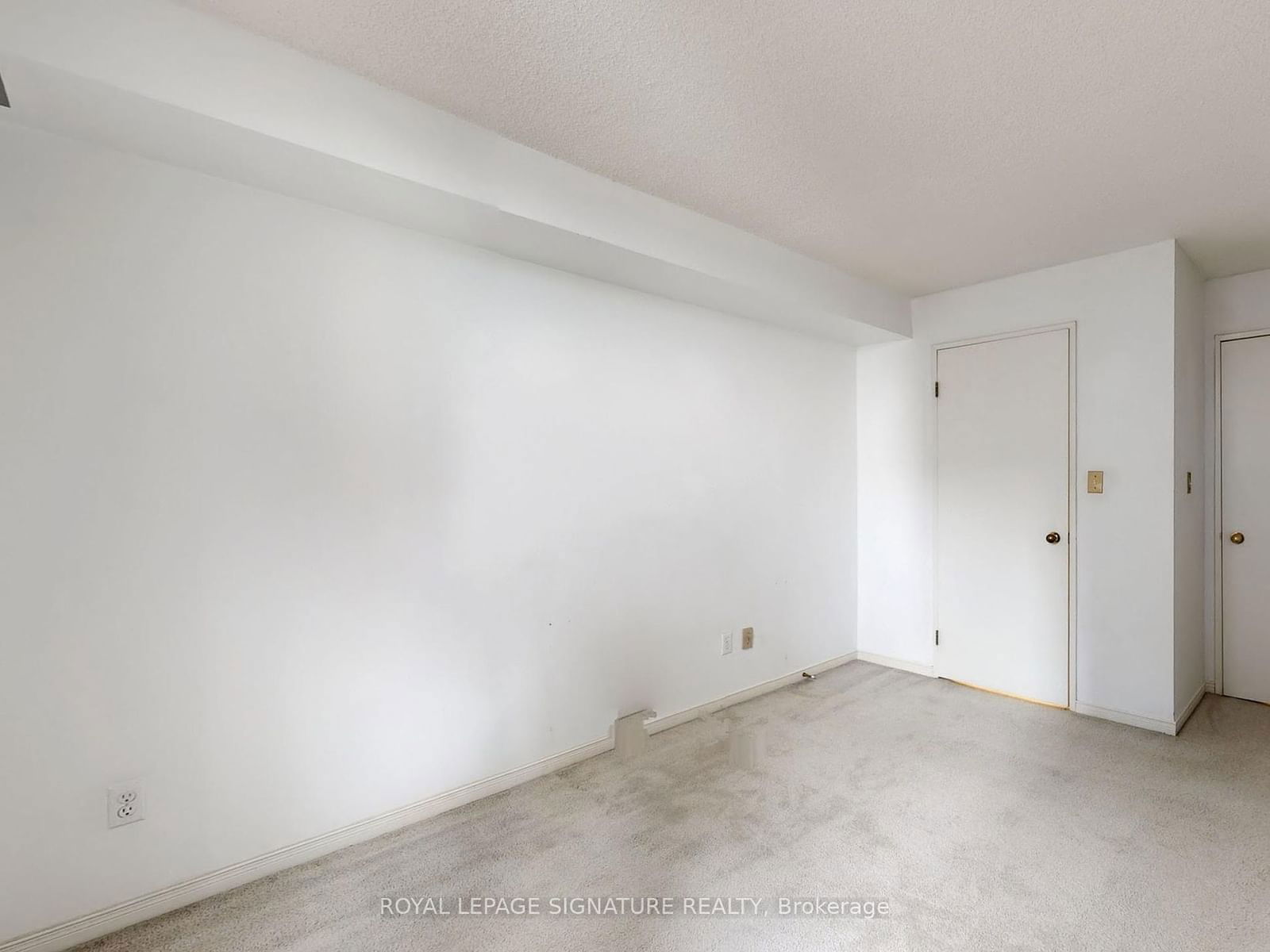 155 Hillcrest Ave, unit 1401 for sale - image #18