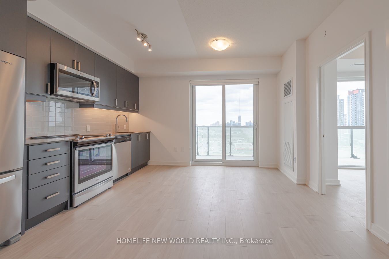 8 Nahani Way, unit 1009 for rent - image #6