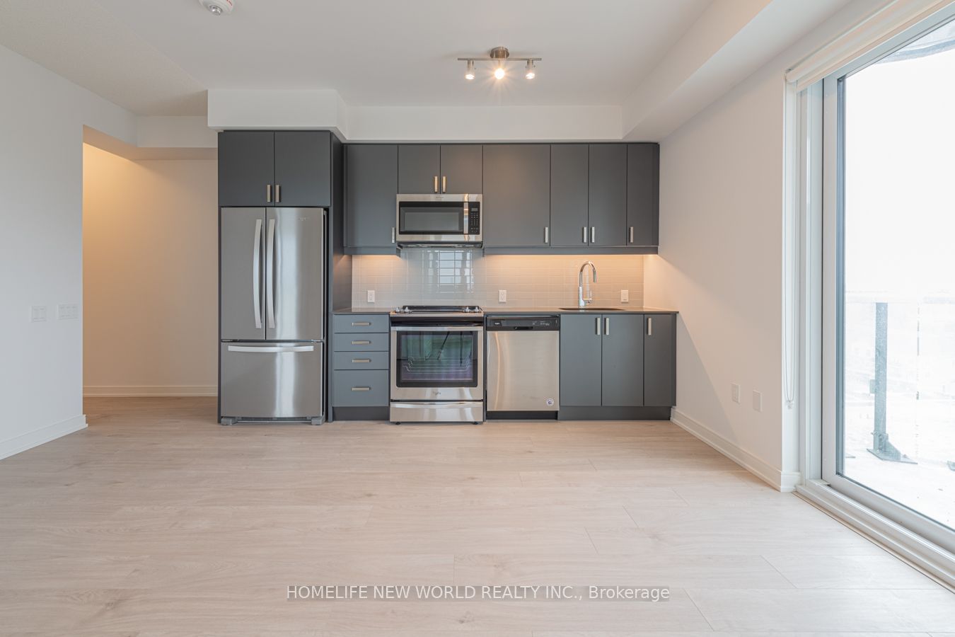 8 Nahani Way, unit 1009 for rent - image #7