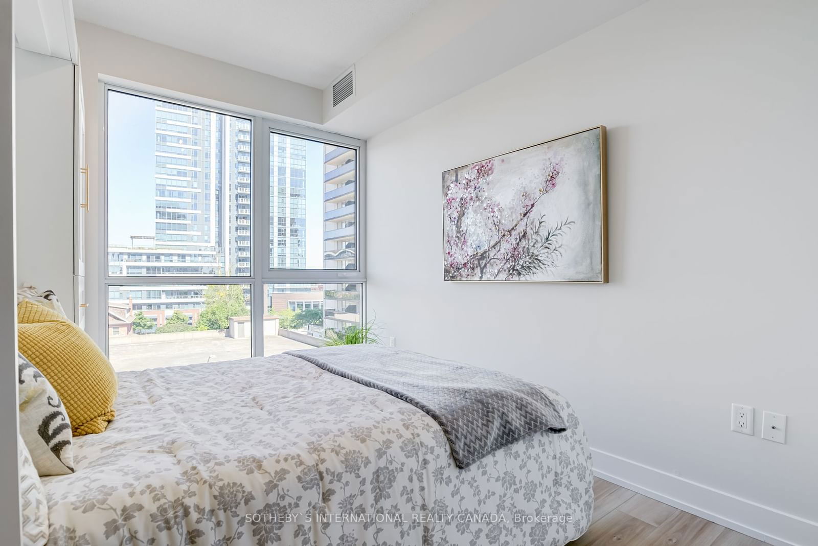 8 Ann St, unit 403 for sale