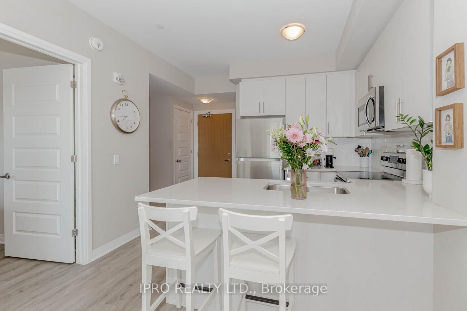 128 Grovewood Common, unit 318 for sale - image #20