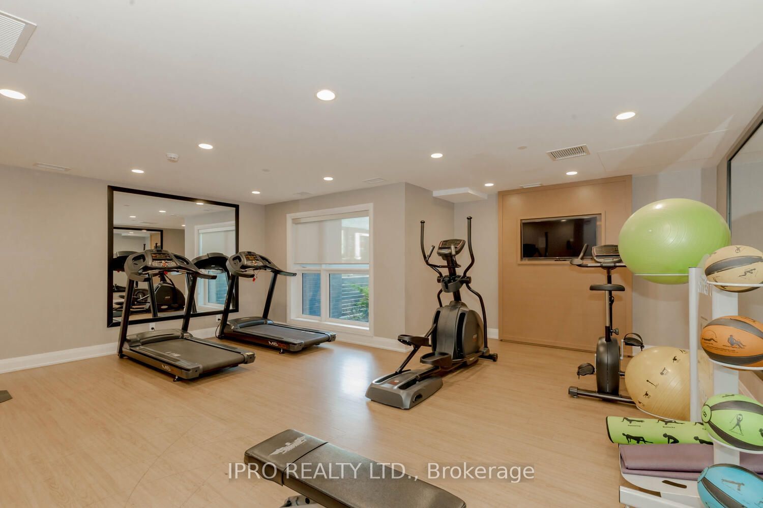 128 Grovewood Common, unit 318 for sale - image #36