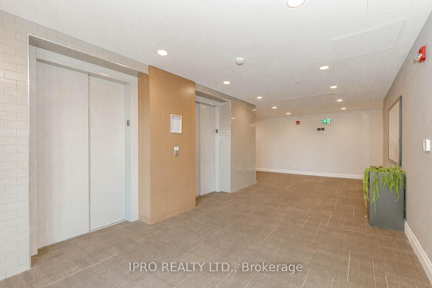 128 Grovewood Common, unit 318 for sale - image #8