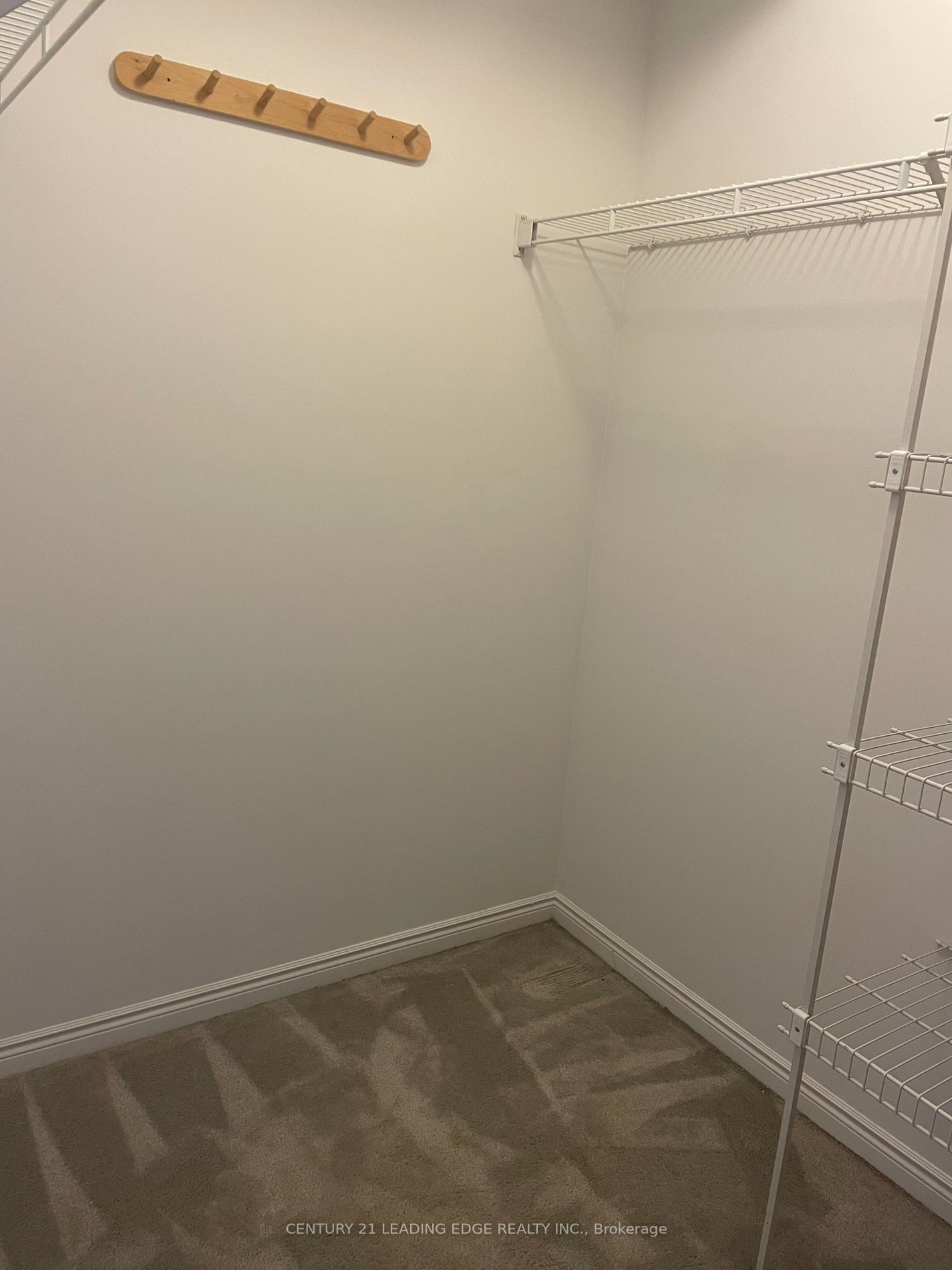 135 Hillcrest Ave, unit 1901 for rent - image #3