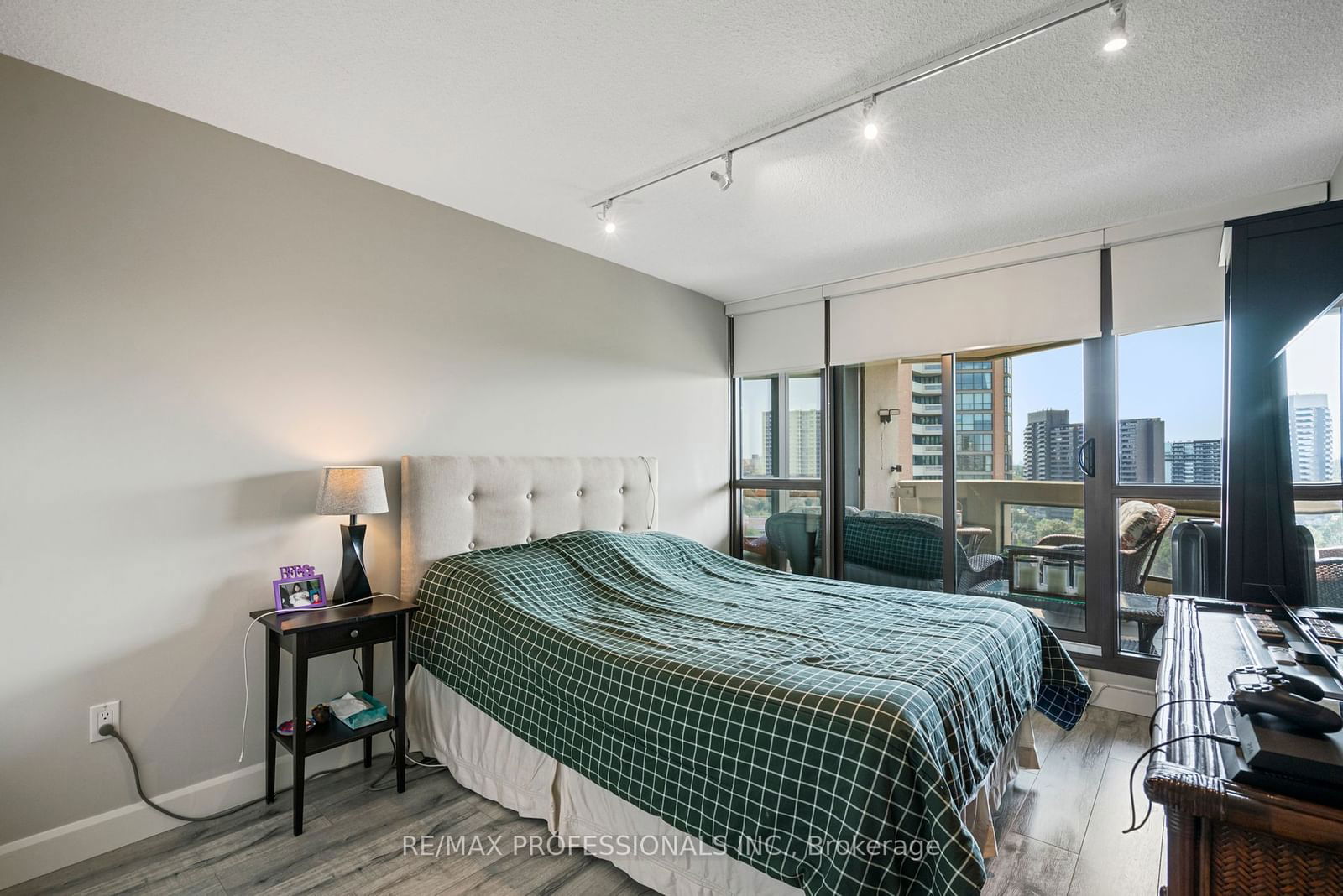 2010 Islington Ave, unit 1101 for sale - image #14