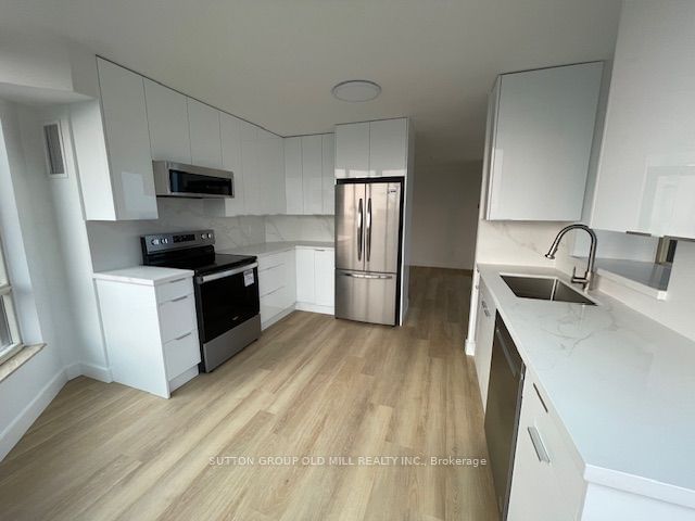 1300 Islington Ave, unit 2008 for rent - image #8