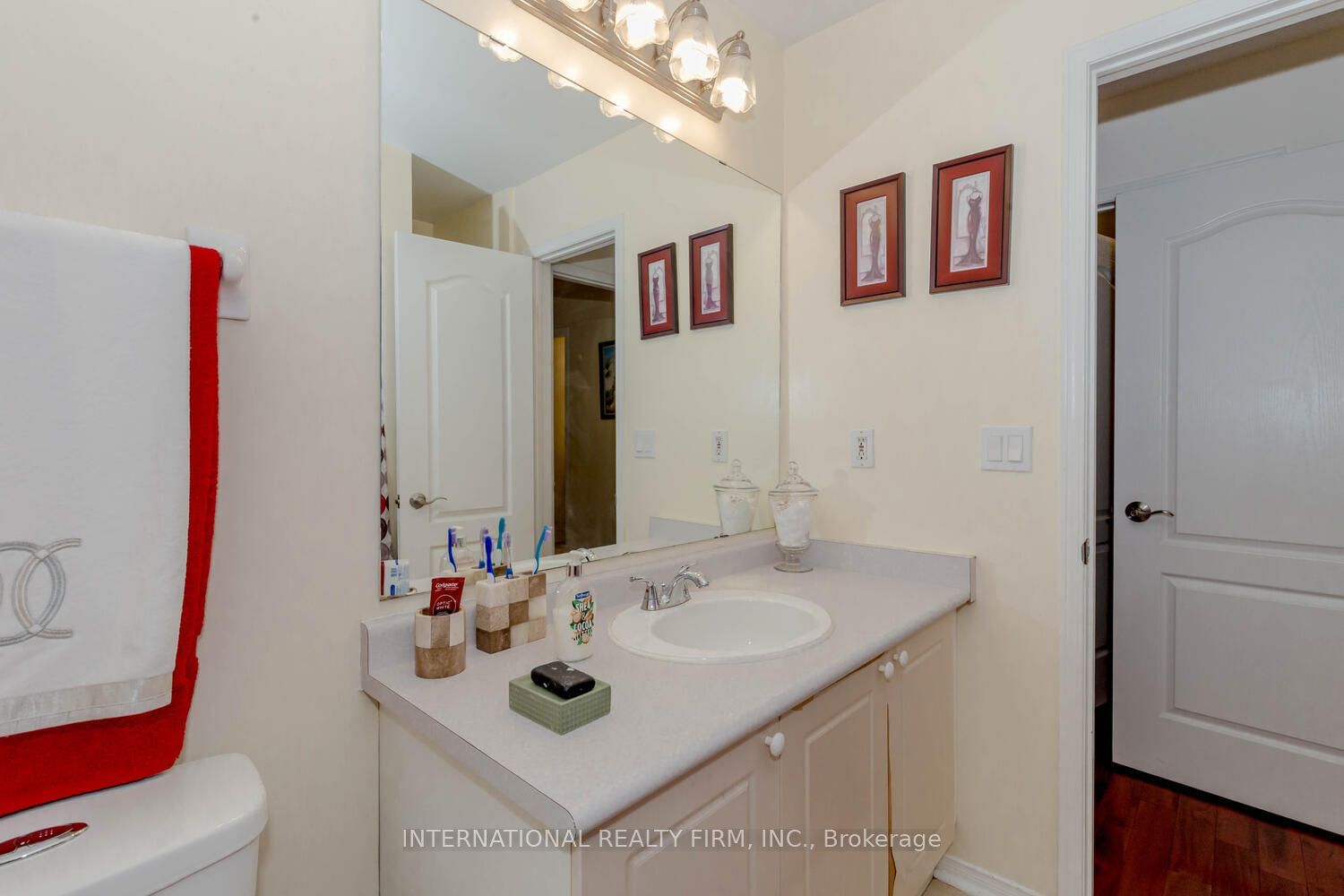 5030 Heatherleigh Ave, unit 92 for sale - image #23