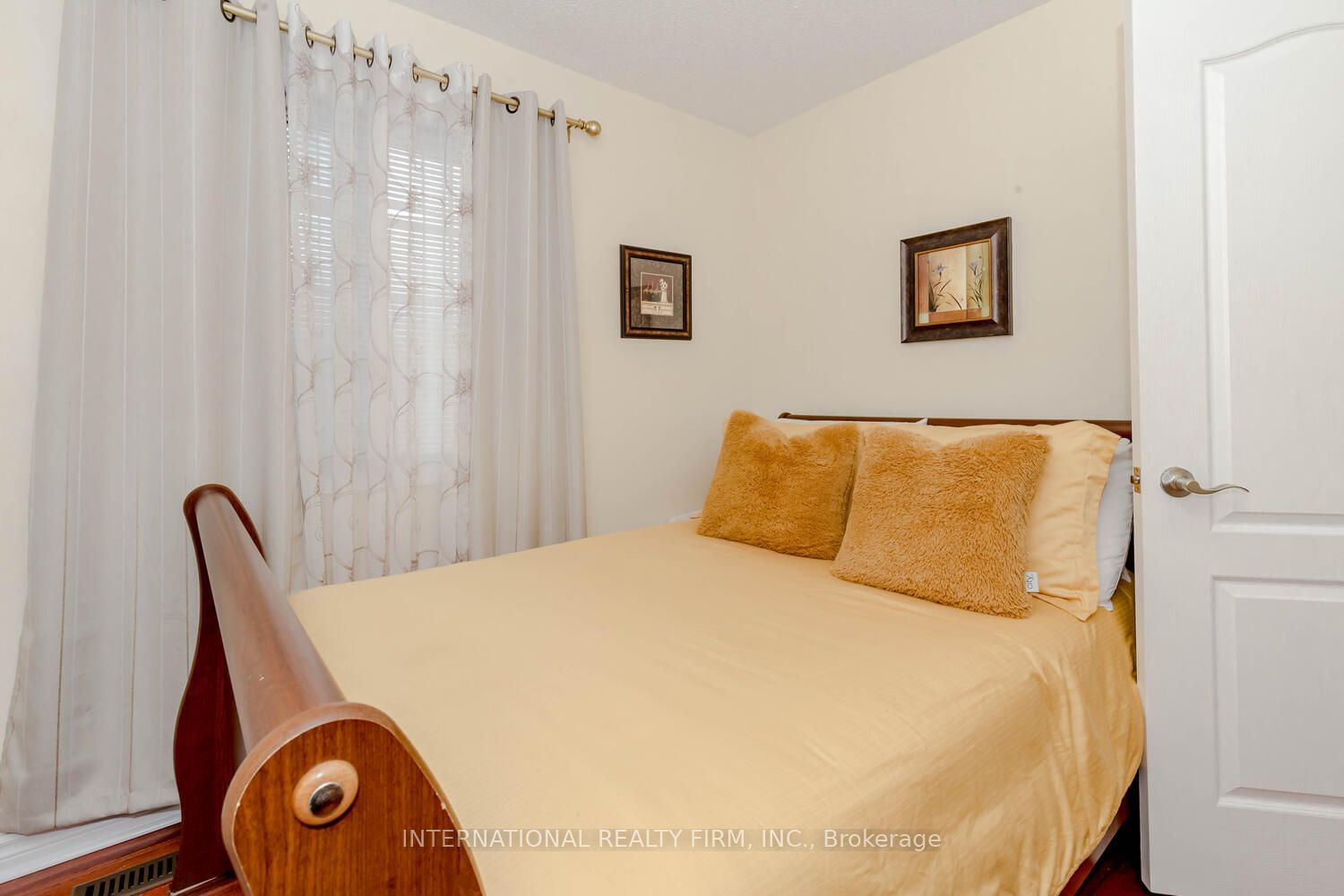 5030 Heatherleigh Ave, unit 92 for sale - image #27