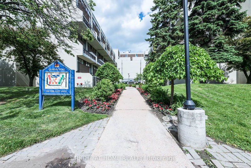 364 The East Mall, unit 302 for sale - image #1