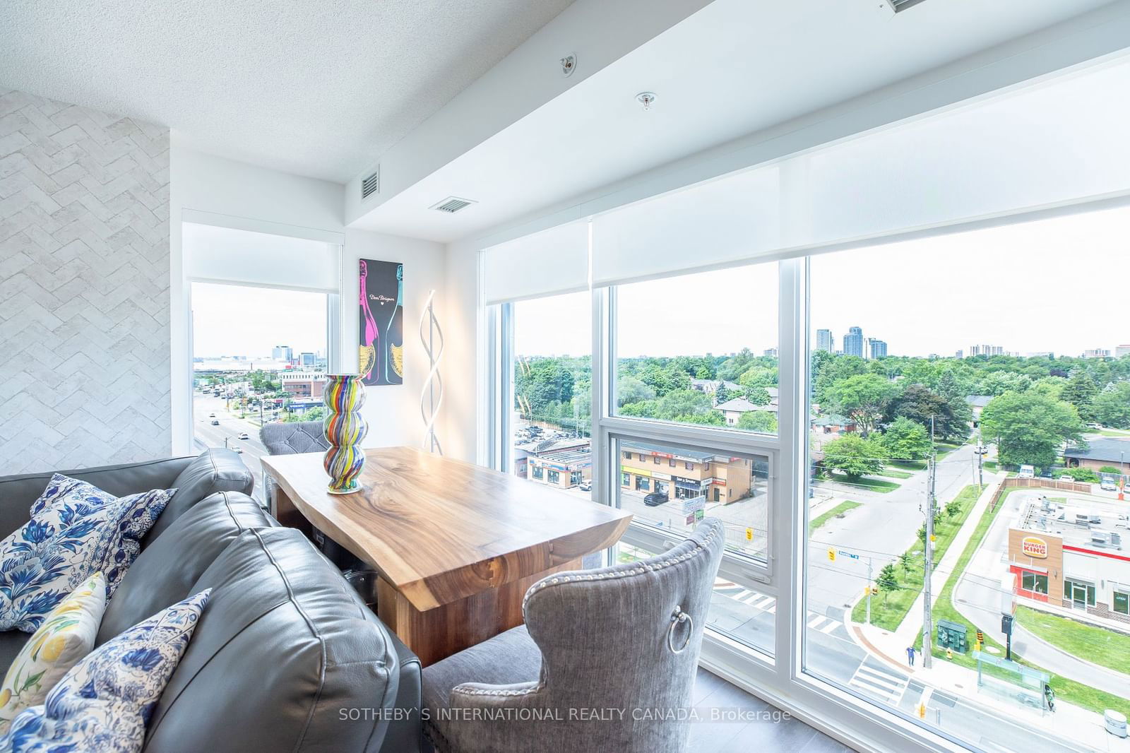 30 Samuel Wood Way W, unit 702 for sale - image #12