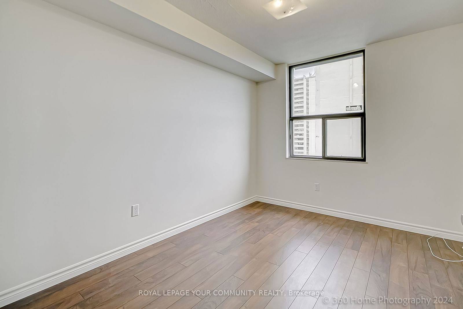 75 Emmett Ave, unit 1215 for sale - image #18