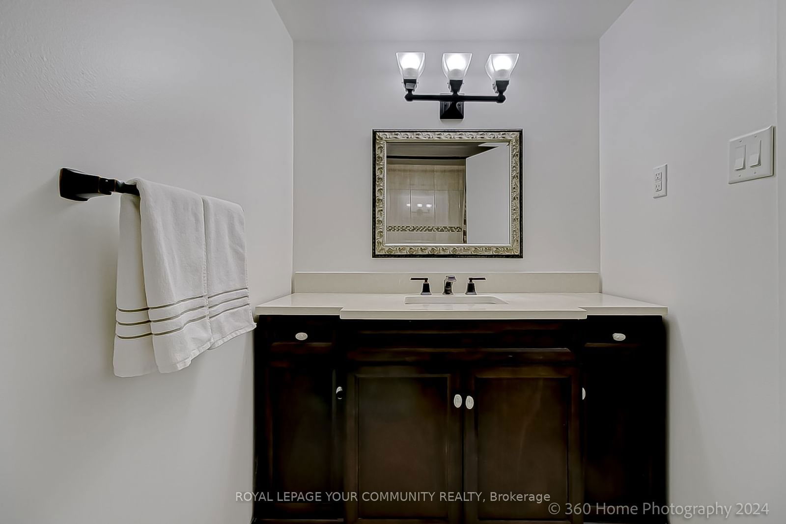 75 Emmett Ave, unit 1215 for sale - image #21