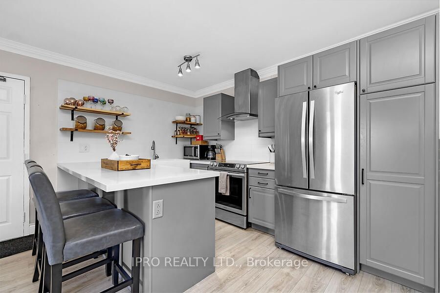 1451 Walker's Line, unit 314 for sale - image #13